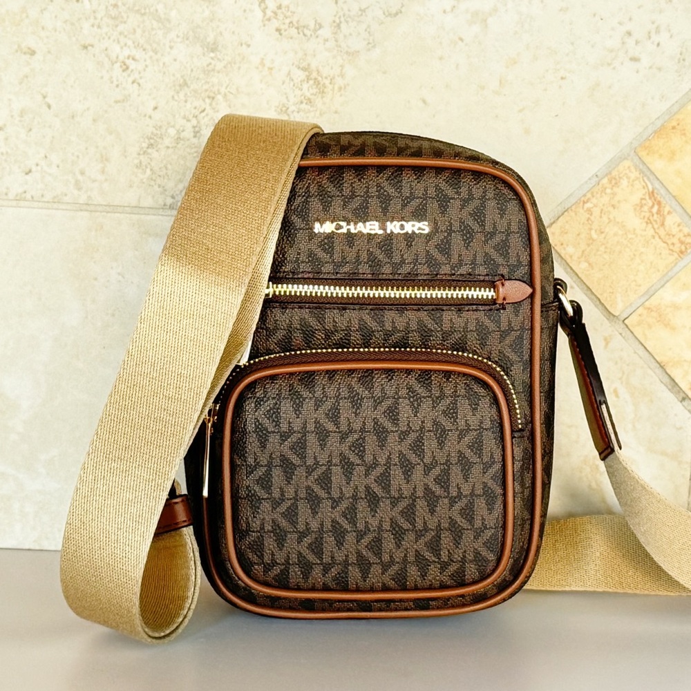 Michael Kors Jet Set Item North South Crossbody Flight Bag MK Brown
